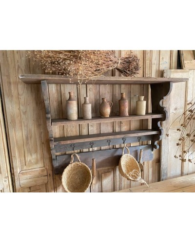 Ancienne étagère à épices