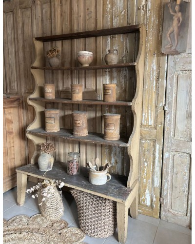 Ancien meuble d'épicerie