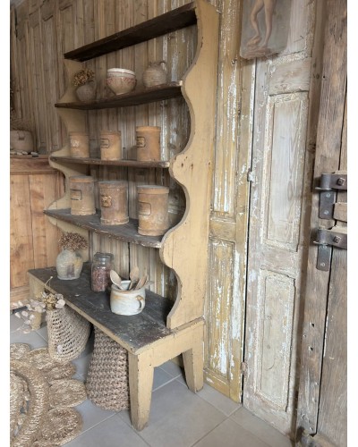 Ancien meuble d'épicerie