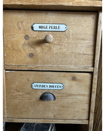 Meuble de métier , meuble à tiroirs avec plaques émaillées