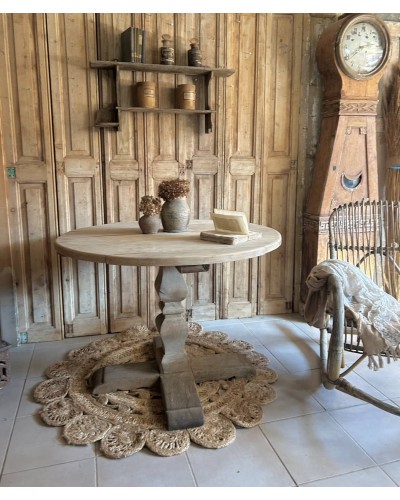Ancienne table ronde en chêne massif