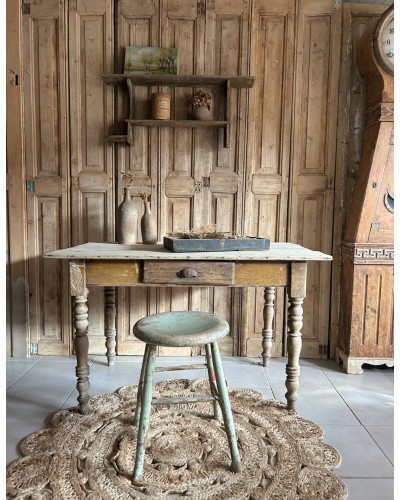 Petite table de ferme