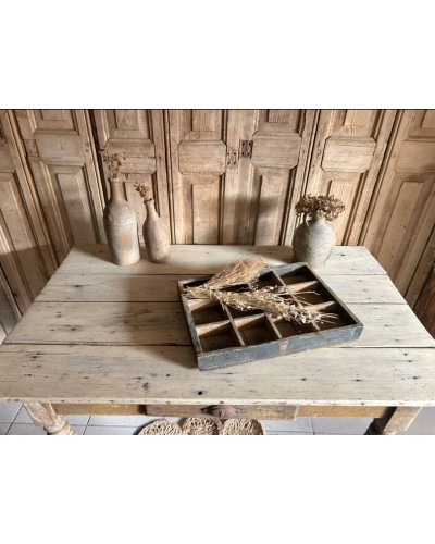 Petite table de ferme
