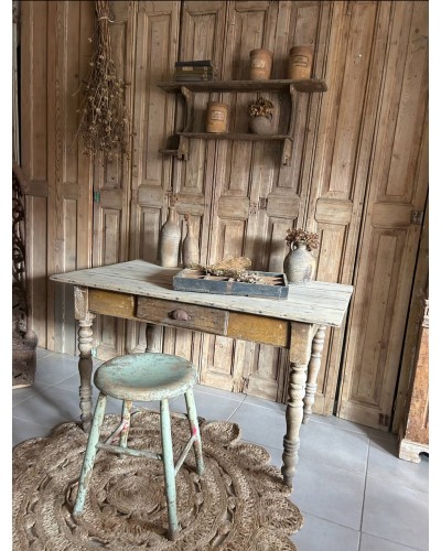 Petite table de ferme