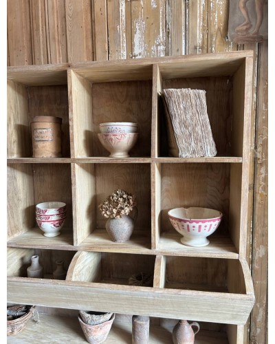 Ancien meuble d'épicerie