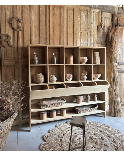 Ancien meuble d'épicerie