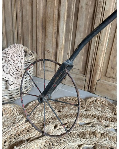 Petit grand bi ancien - Vélo d'enfant, fin XIXe siècle