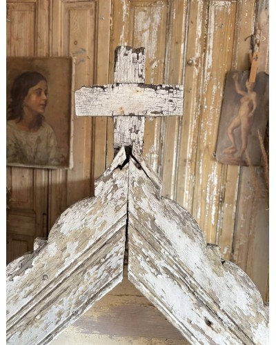 Ancien édicule religieux - Vitrine de dévotion au charme sacré - chapelle