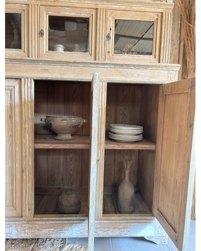Ancien meuble d'épicerie en bois, vitrines et tiroirs