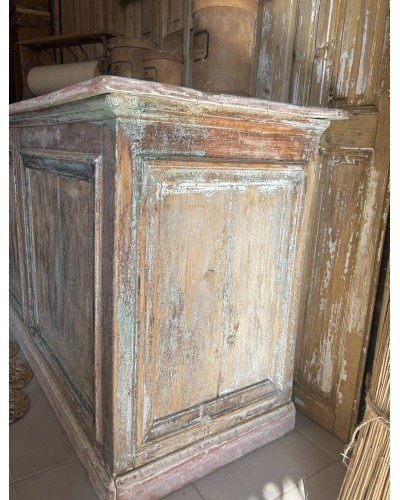 Ancien comptoir de commerce - patine d'époque