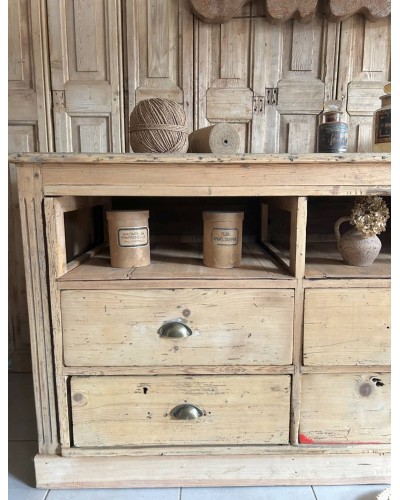Majestueux meuble de métier ancien