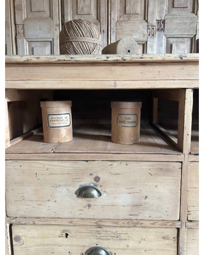 Majestueux meuble de métier ancien