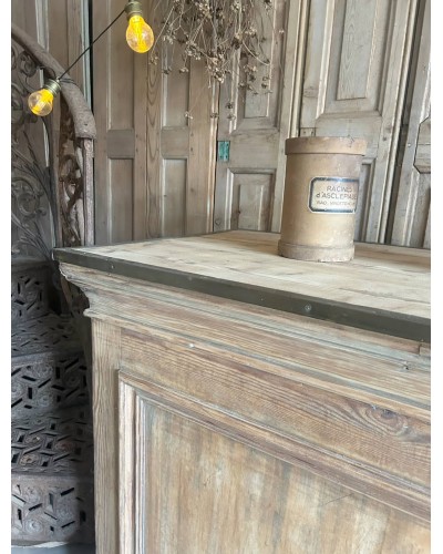Sublime ancien comptoir de mercerie