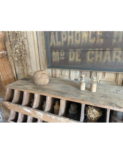 Ancien meuble grainetier patiné