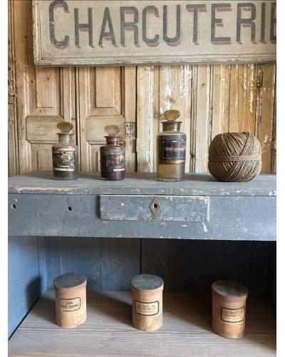 Ancien petit comptoir