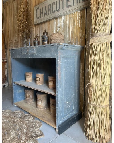 Ancien petit comptoir