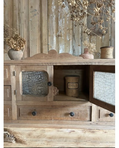 Joli petit meuble portes vitrées et tiroirs