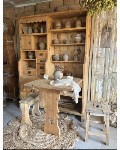 Superbe meuble scandinave avec table de berger rétractable