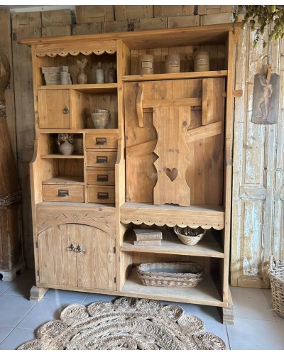 Superbe meuble scandinave avec table de berger rétractable