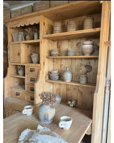 Superbe meuble scandinave avec table de berger rétractable