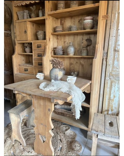 Superbe meuble scandinave avec table de berger rétractable