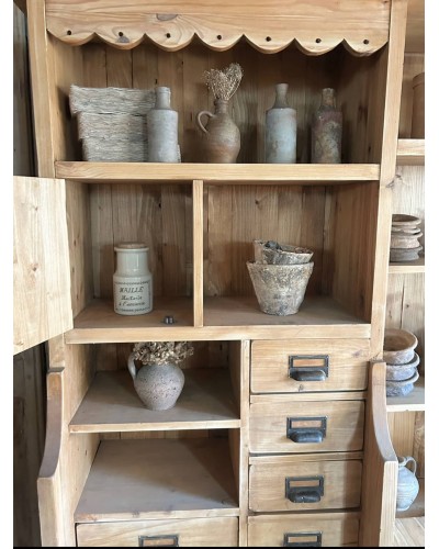 Superbe meuble scandinave avec table de berger rétractable