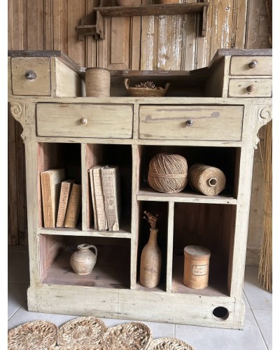 Comptoir de magasin