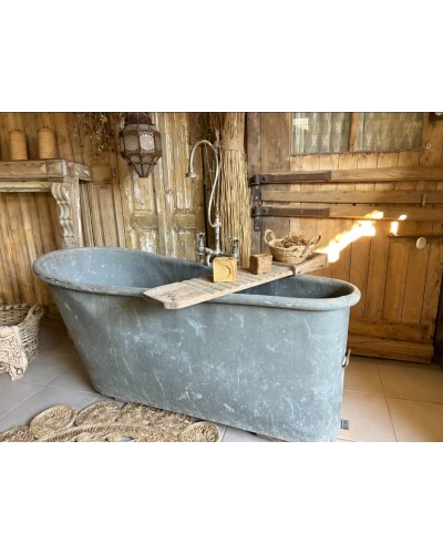 Ancienne baignoire en zinc