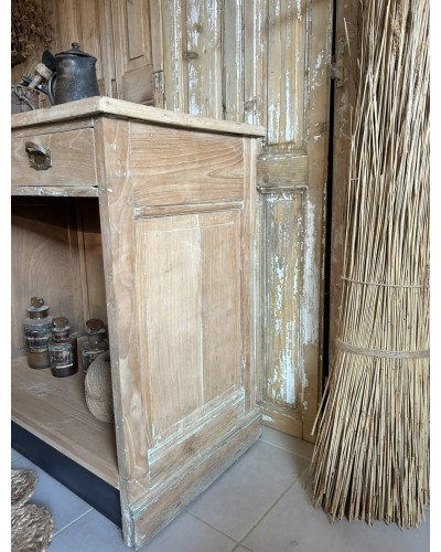 Ancien petit comptoir