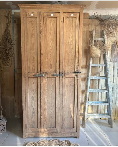 Ancien vestiaire d'atelier en bois 3 portes