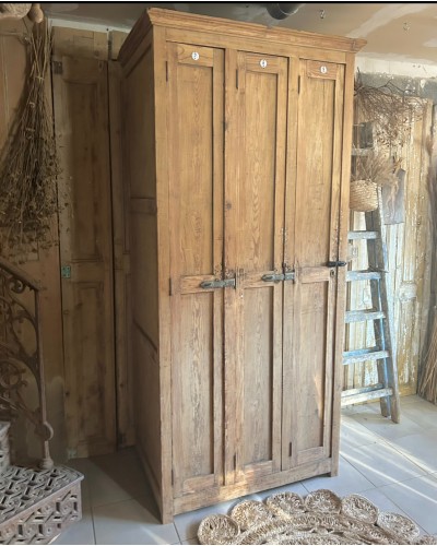 Ancien vestiaire d'atelier en bois 3 portes
