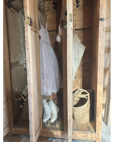 Ancien vestiaire d'atelier en bois 3 portes