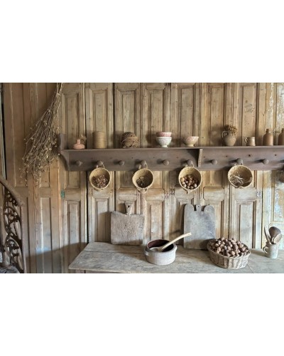 Grande étagère murale ancienne à patères