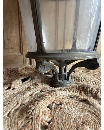 Ancienne lanterne murale monumentale d'éclairage public de la ville de Paris