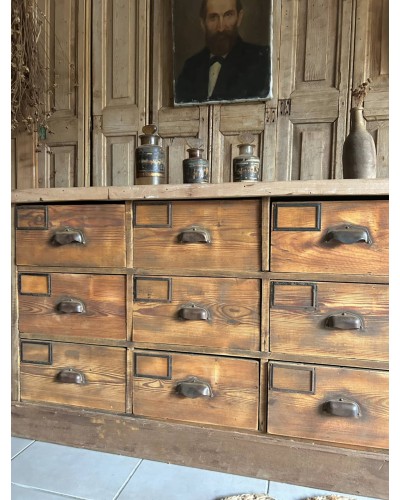 ancien meuble de métier