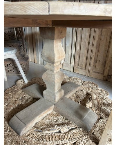 Ancienne Table ronde en chêne massif