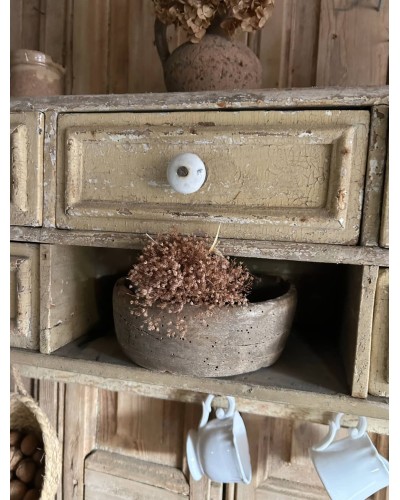 Archelle ancienne à tiroirs & patère