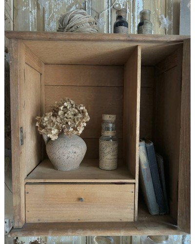 Armoirette ancienne en chine & verre martelé