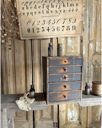 Ancienne layette d'horloger - patine noire & âme d'atelier