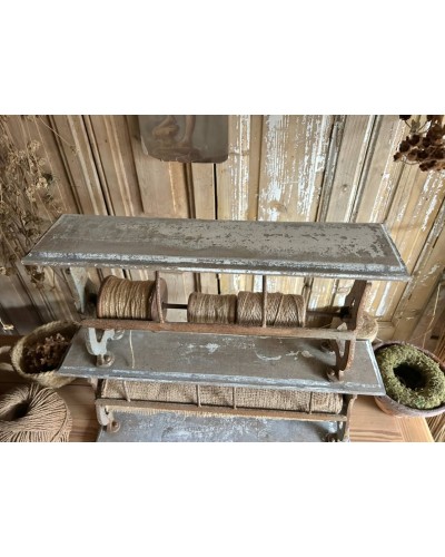 Ancien dévidoir à papier d'emballage double niveau