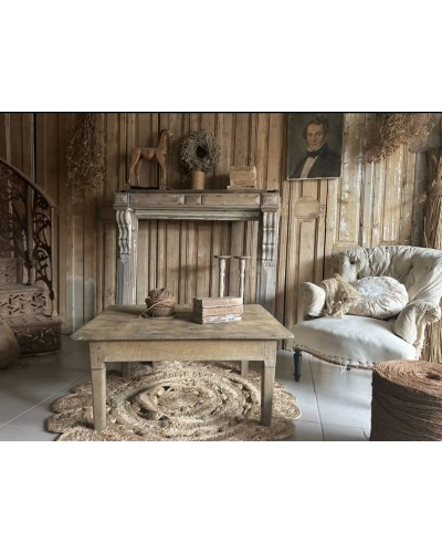 Ancienne table basse désuet en chêne