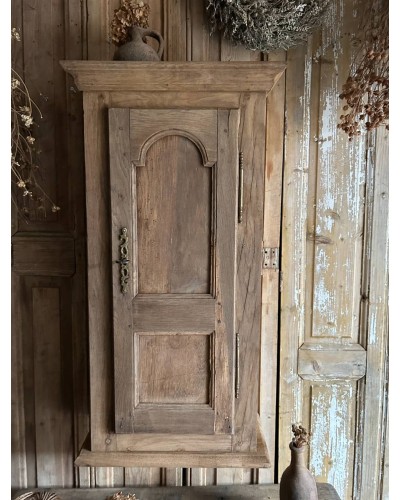 Ancien petit meuble murale