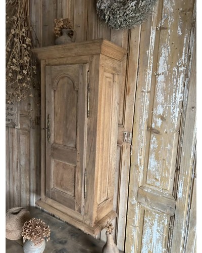 Ancien petit meuble murale