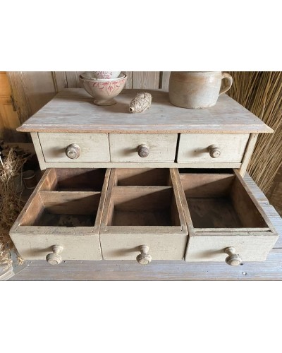 Petit meuble de métier