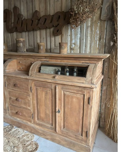 Ancien meuble de commerce à clapets