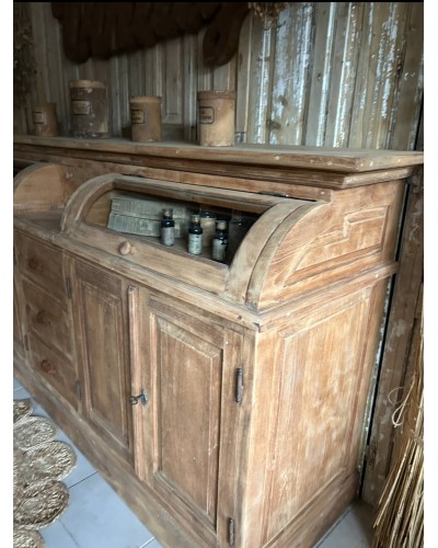 Ancien meuble de commerce à clapets