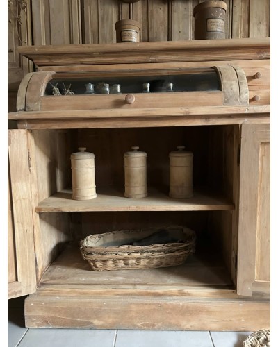 Ancien meuble de commerce à clapets