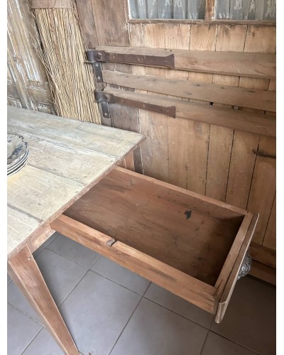 Grande table de ferme, 292 cm de charme brut