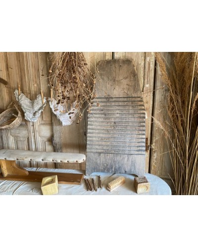 Ancienne planche à laver en bois