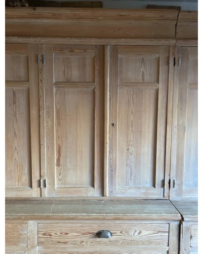 Ancien meuble d'atelier